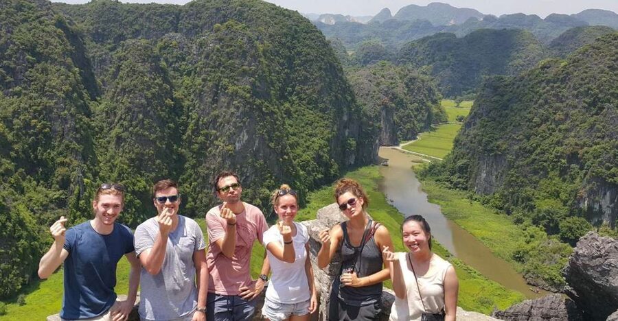 From Hanoi: Hoa Lu, Hang Mua Hike, Tam Coc Boat, and Lunch - Hoa Lu temples: meeting the founders of Vietnam’s early dynasties