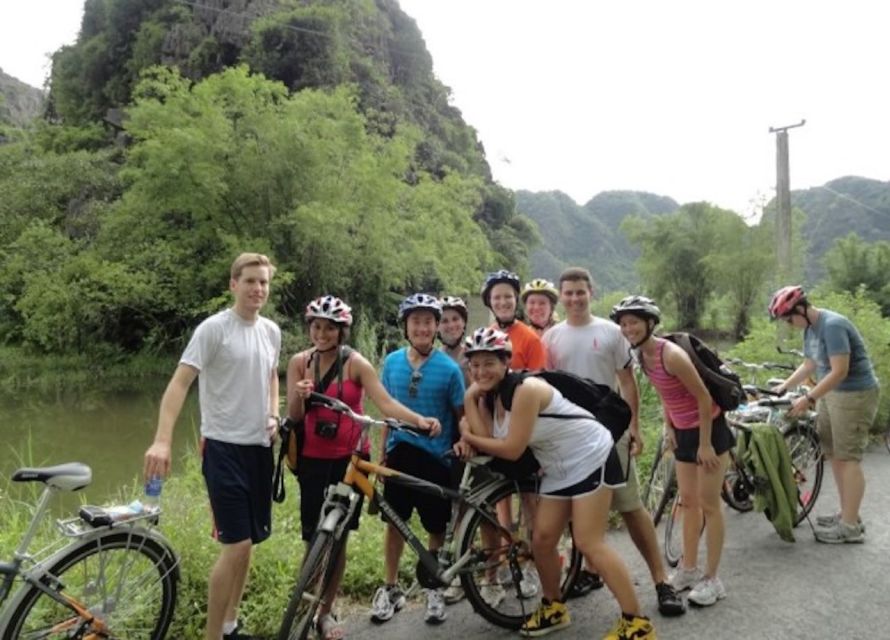 From Hanoi: Hoa Lu, Hang Mua Hike, Tam Coc Boat, and Lunch - Price and value: what $43 includes, and why it’s a fair deal for many travelers