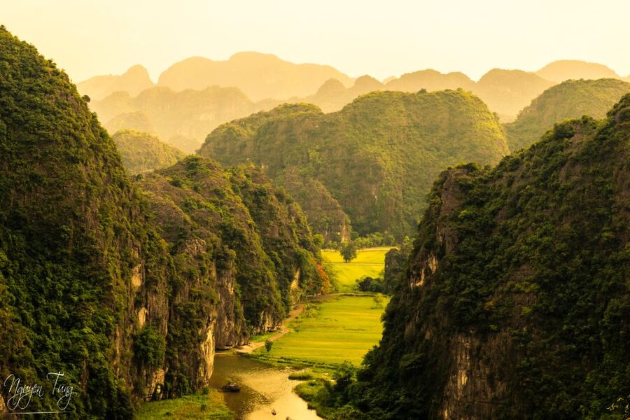 From Hanoi: Hoa Lu, Hang Mua Hike, Tam Coc Boat, and Lunch - Pickup and transport: how the schedule holds up in real life