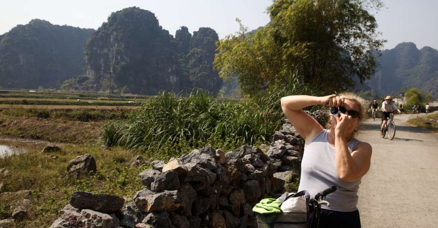From Hanoi: Hoa Lu & Tam Coc with Buffet lunch & Cycling - Getting There From Hanoi: Plan for a Morning Start