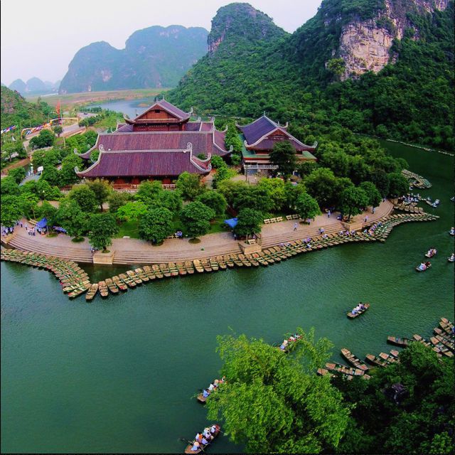 From Hanoi: Hoa Lu-Trang An-Mua Cave Luxury Trip w/Limousine - Trang An UNESCO Boat Ride Through the Tunnel Cave System