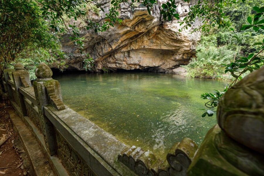 From Hanoi: Mua Cave - Tam Coc Full Day Tour - Biking between Tam Coc and Bich Dong Pagoda (about 5 km each way)