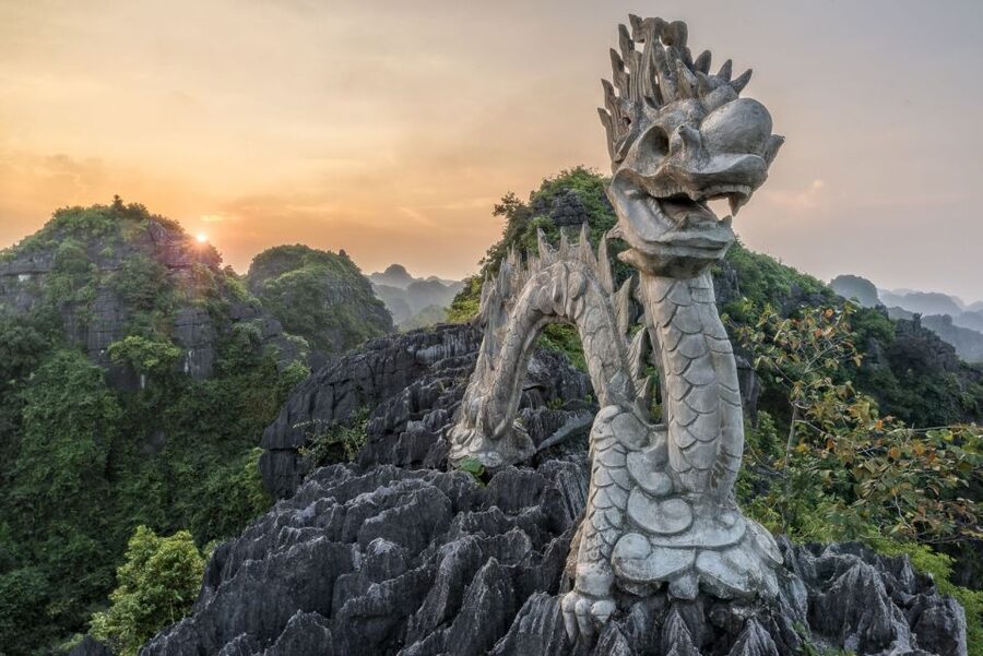 From Hanoi: Mua Cave - Tam Coc Full Day Tour - Tam Coc on a sampan: the three caves (Hang Ca, Hang Hai, Hang Ba)