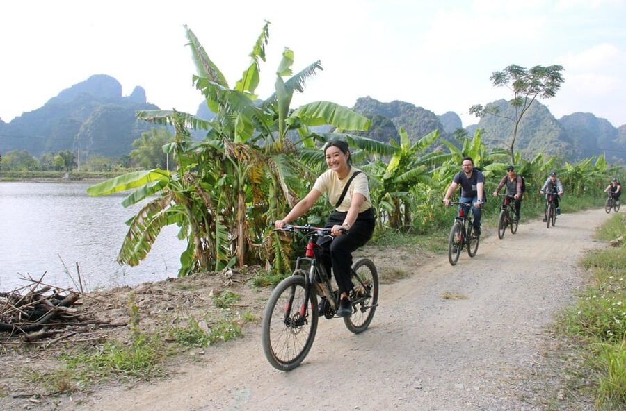 From Hanoi: Ninh Binh, Hoa Lu, Tam Coc and Mua cave - Price and Logistics: What You Get for $46