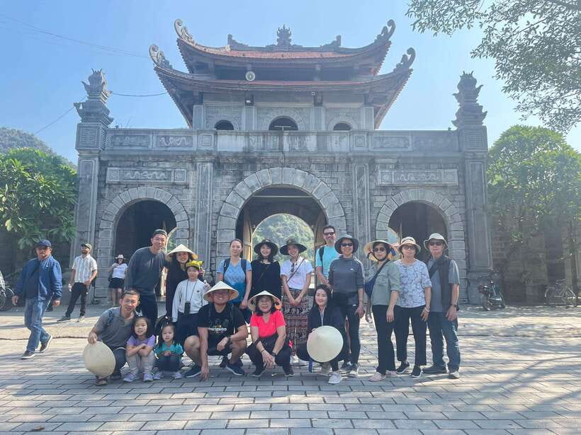 From Hanoi: Ninh Binh, Hoa Lu, Tam Coc, & Mua Cave Day-Trip - Mua Cave (Dancing Cave): The 500-Step Climb and The View Plan