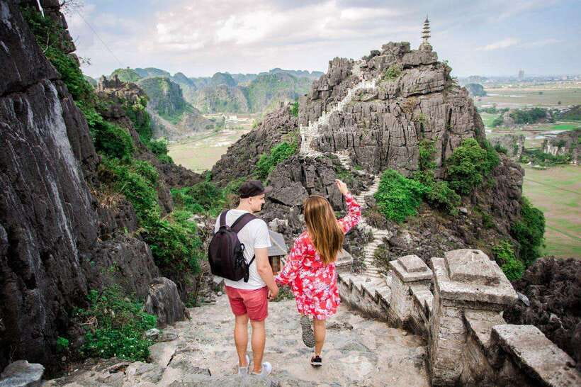 From Hanoi: Ninh Binh- Hoa Lu-Tam Coc- Mua Cave- Highlight - Who this tour suits, and who should rethink it