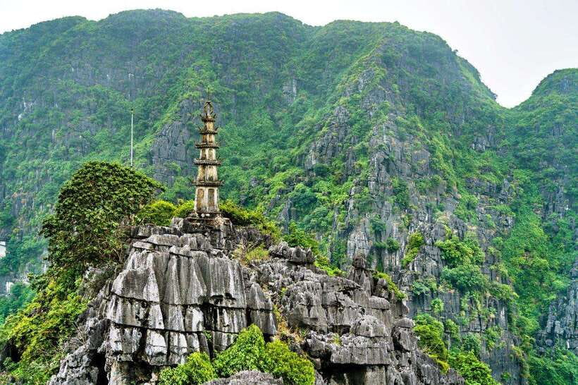 From Hanoi: Ninh Binh- Hoa Lu-Tam Coc- Mua Cave- Highlight - Price and value: why this often beats DIY for first-timers