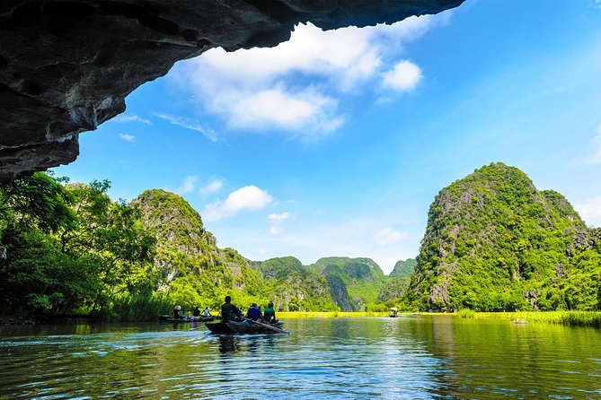 From Hanoi: Ninh Binh Tour Highlights - Transfer & Buffet Lunch - Mua Cave: 500 steps to the million US Dollar viewpoint