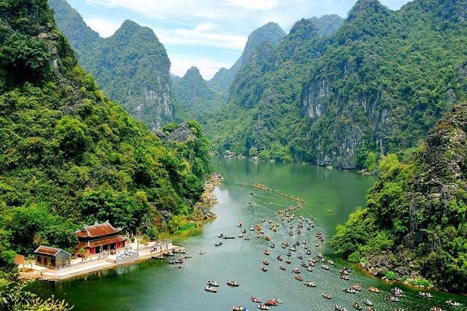 From Hanoi: Ninh Binh Tour Highlights - Transfer & Buffet Lunch - Hoa Lu Temples: ruins, temples, and the feel of an early capital