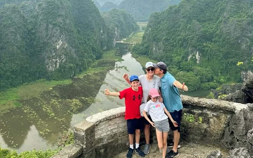 From Hanoi/NinhBinh: HoaLu-Bai Din- TrangAn- MuaCave-BichDon - Hoa Lu Ancient Capital: King Dinh and King Le, and why this stop works