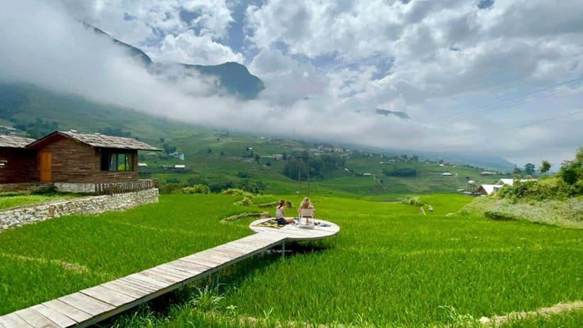 From Hanoi: Premium 2-Day Sapa Adventure with DCAR Limousine - Food and daily timing: two lunches and one cooking moment