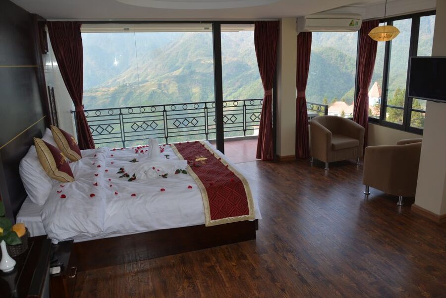 From Hanoi: Sapa 3-Day Medium Trek and Limousine Trip - Day 3: Rice terraces, bamboo forest, and Giang Ta Chai waterfall time