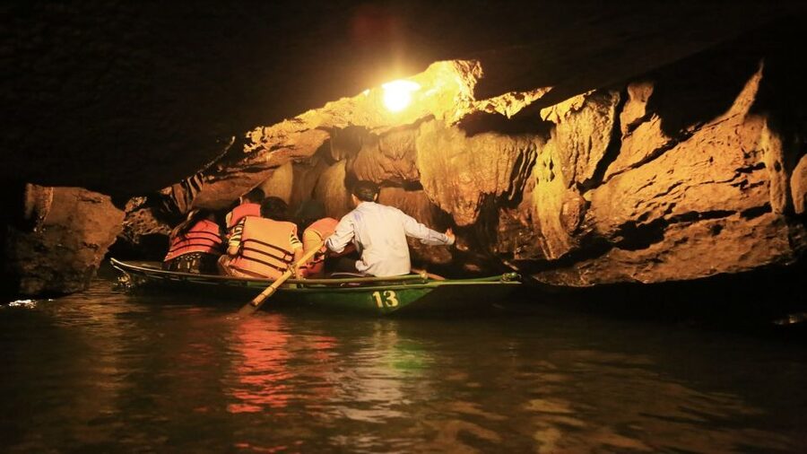 From Hanoi: Trang An & Bai Dinh Pagoda Full-Day Private Tour - Price and Value: Why $130 Can Make Sense for a Private 9-Hour Day