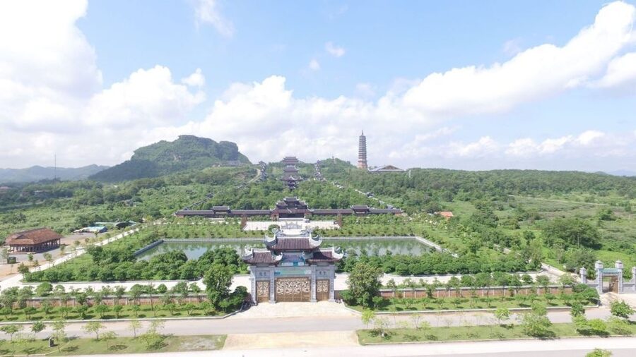 From Hanoi: Trang An & Bai Dinh Pagoda Full-Day Private Tour - Weather and Timing: How to Stay Flexible Without Losing the Day