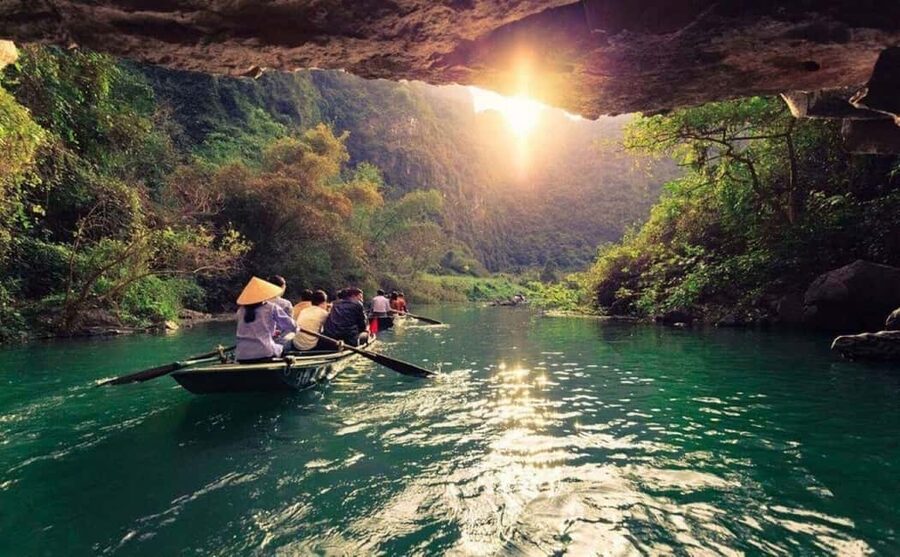 From Hanoi: Trang An eco-tourism - Hoa Lu ancient & Mua Cave - Hoa Lu Ancient Capital: temples you can actually picture