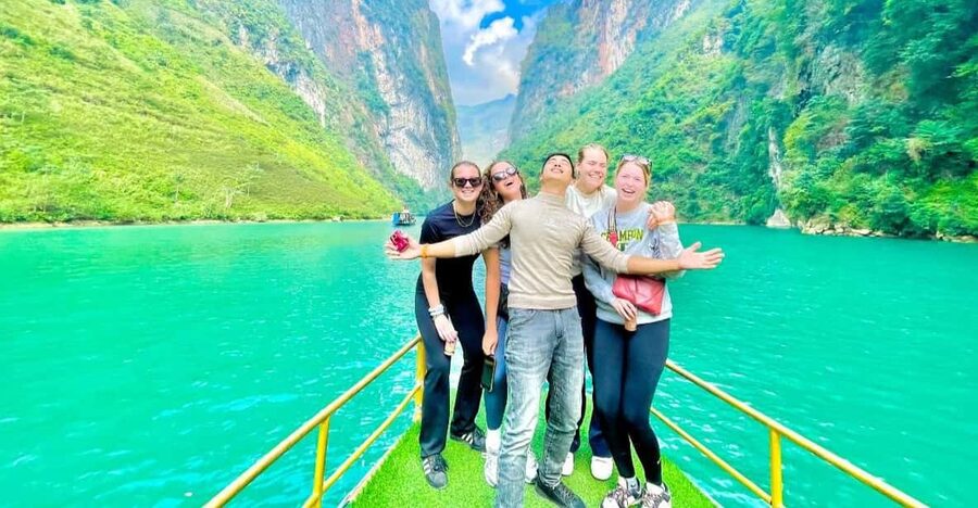 From Ninh Binh:3 Day Ha Giang Loop Motorbike Tour With Rider - Day 4 Du Gia Waterfall, Viewpoints, and the Ride Back to Ha Giang