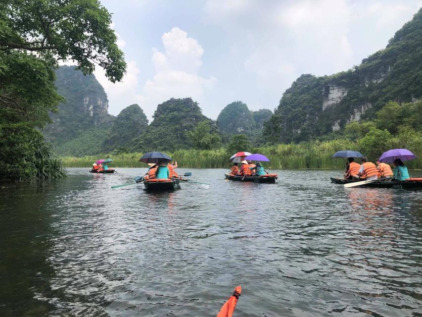 From Ninh Binh: Hoa Lu,Trang An,Mua Cave, Full Day Tour - Bich Dong pagoda at 4:30 PM: quick, meaningful, and close to sunset