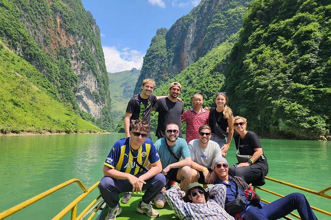 From Sa Pa: 4 Day Ha Giang Loop Guided Motorbike Tour With Rider - Day 3: Ma Pi Leng Pass and the Nho Que boat trip through Tu San Canyon