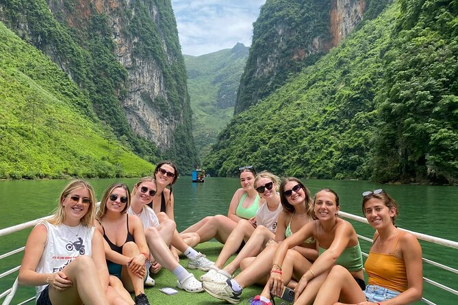From Sa Pa: 4 Day Ha Giang Loop Guided Motorbike Tour With Rider - Day 5: Cave walking, Hmong weaving, and the final view pushes