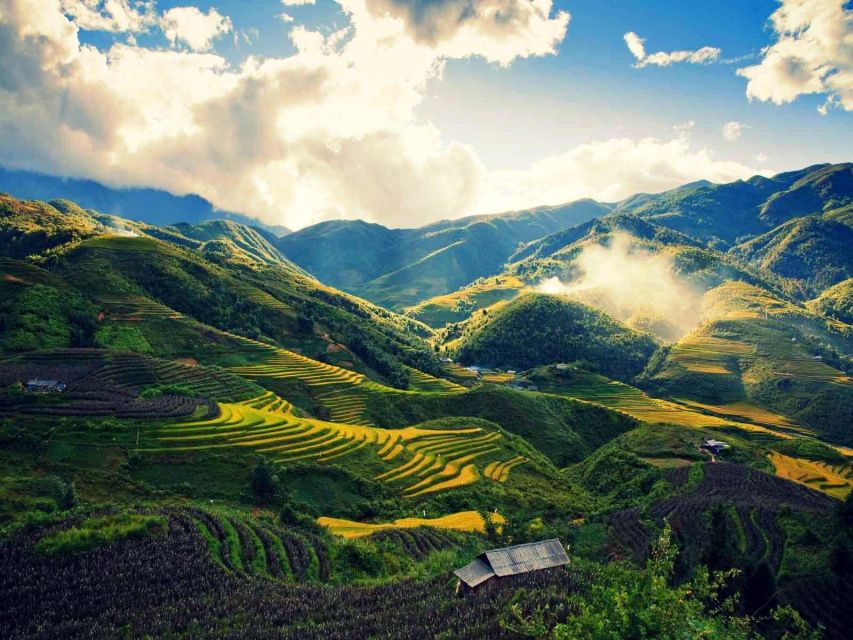 From Sapa : 1 Day Amazing Sapa Trek To Terrace rice field - Village life and why the guide experience matters
