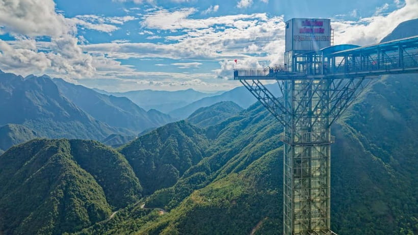 From Sapa: Glass Bridge and Silver Waterfall Group Tour - Panoramic views over Hoang Lien Son, and what fog does to the mood