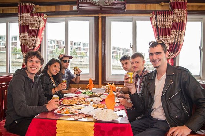 Full Day-All Inclusive: Halong Bay-Lan Ha Bay-Bai Tu Long Bay - Cua Van Floating Village: kayaking with real local atmosphere