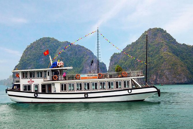 Full Day-All Inclusive: Halong Bay-Lan Ha Bay-Bai Tu Long Bay - On board meals: Vietnamese lunch, afternoon tea, and what you should pay for
