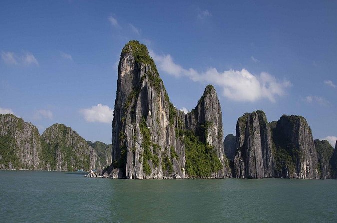 Full-Day Halong Bay Tour Including Kayaking from Hanoi - Guide approach: what helps most, and what to watch for