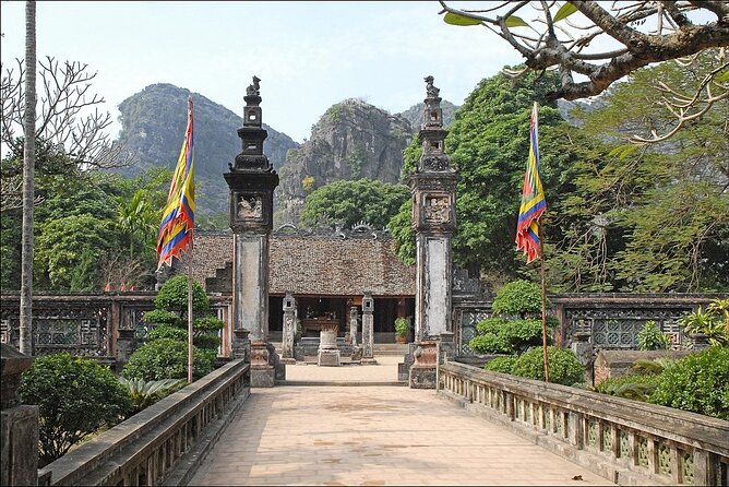 Full day Hoa Lu, Tam Coc and Mua Cave by Limousine from Hanoi - Hoa Lu temples: Dinh and Le dynasties in stone and stories