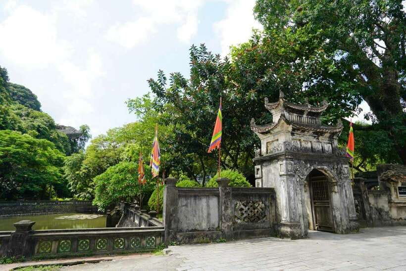 Full Day Hoa Lu - Tam Coc - Mua Cave/Buffet/Tour Guide/Bus - Key takeaways before you go
