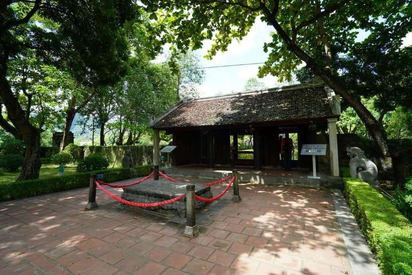 Full Day Hoa Lu - Tam Coc - Mua Cave/Buffet/Tour Guide/Bus - Should you book the full-day Hoa Lu - Tam Coc - Mua Cave tour?