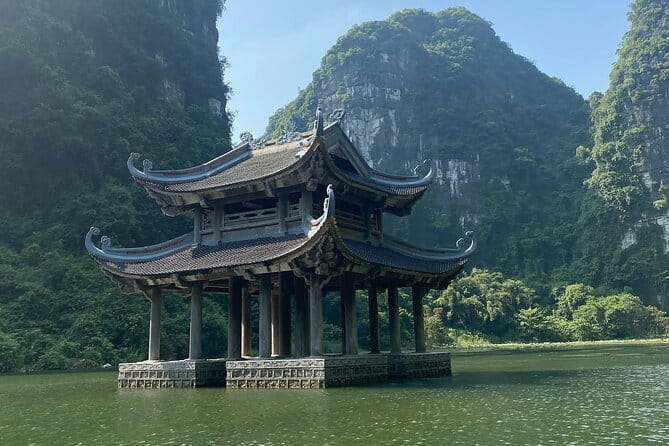 Full Day Ninh Binh Heritage Premium Trip from Hanoi - Mua Caves and the 500 steps: viewpoint reward, leg test