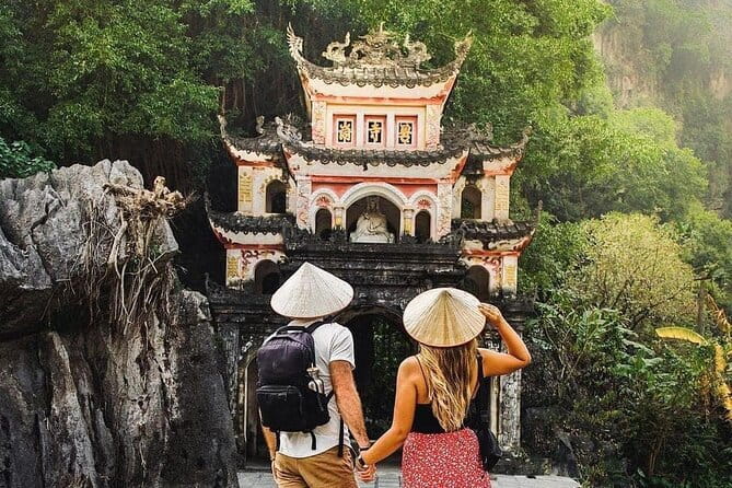 Full Day Ninh Binh Heritage Premium Trip from Hanoi - Tam Coc on the Ngo Dong River, plus three cave stops