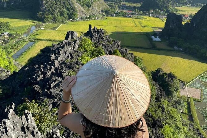 Full-Day Ninh Binh Tour from HaNoi with transfer - Hoa Lu temples and Vietnamese dynasties in 3 focused hours