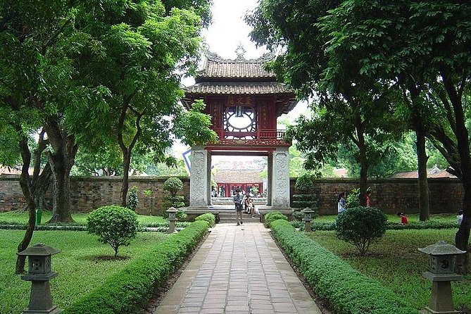 Full-day Private Hanoi Sightseeing Tailored on request - Who should book this private Hanoi day tour?