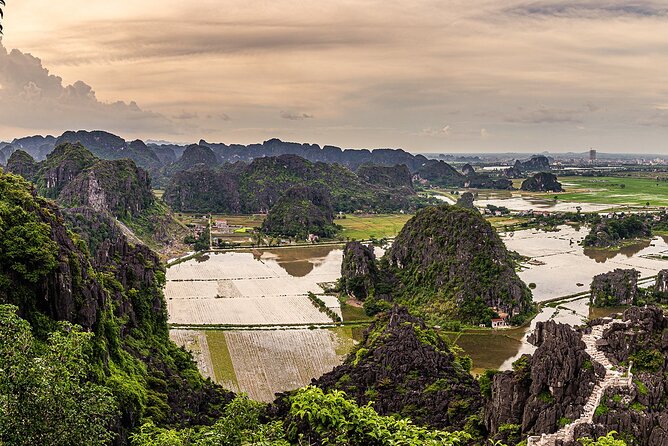Full Day Tam Coc Private Tour: Biking and Trekking in Mua Cave - Cycling out of Tam Coc toward Bich Dong Pagoda