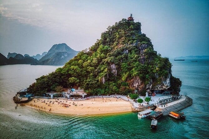 Full day Tour Explore Halong Bay - Ti Top Island and the 360-degree viewpoint, plus lunch cruise time