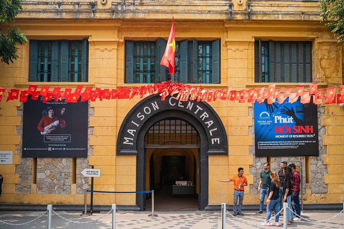 Full Day Tour in Hanoi City by Limousine Bus - The “limousine bus” part, and why it changes your day