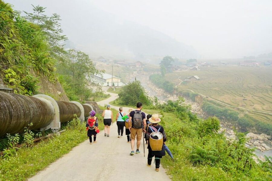 Full Day Trekking Lao Chai-Ta Van and Cat Cat Village - Morning Pickup and the Start Toward Y Linh Ho