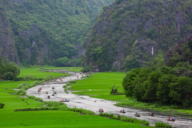 Guided Full Day Ninh Binh Small Group Tour by Limousine - Return to Hanoi: Arrive Before Dinner Plans