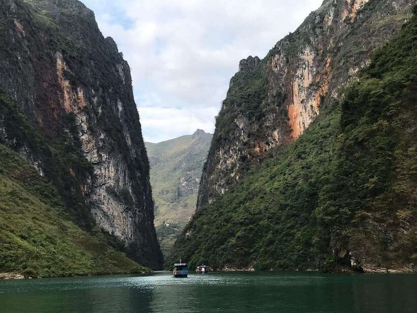 Ha Giang Loop Jasmine Tour 3D2N - Why a Ha Giang loop works better than random point-to-point trips