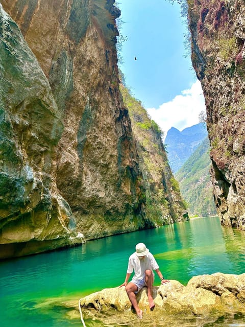 Ha Giang Loop Tour 2Days easy rider (Depart from Hanoi/Sapa) - Lung Tam village: making clothes, meeting local life