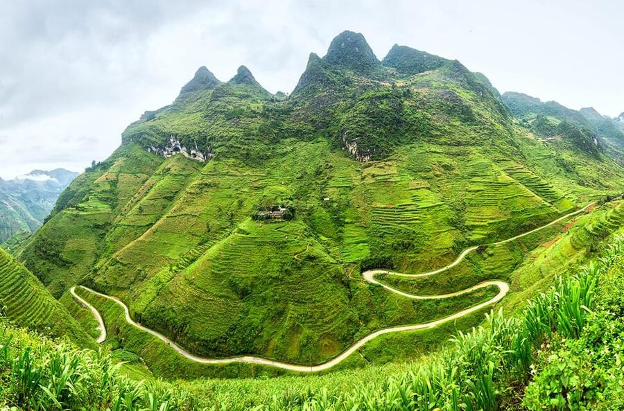 Ha Giang Loop Tour 2Days easy rider (Depart from Hanoi/Sapa) - Day 2: tougher roads, Sali Pass, Lung Ho viewpoint, and Du Gia waterfall