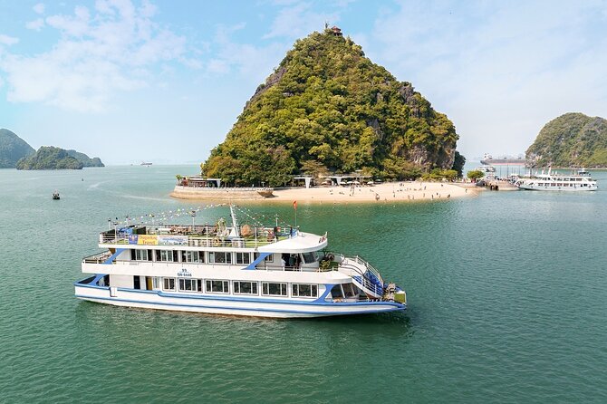 Ha Long Bay Cruise Day Tour - Cave, Kayaking, Swimming & Lunch - Key moments that make this tour worth your time