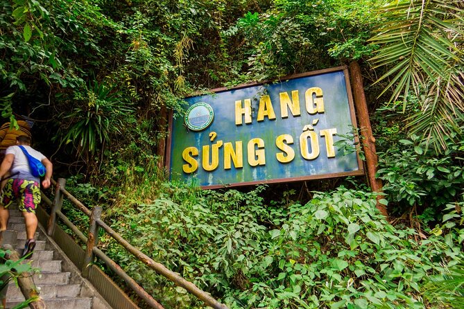 Ha Long Bay Cruise Day Tour - Cave, Kayaking, Swimming & Lunch - Crowds, garbage, and the real look of Ha Long Bay