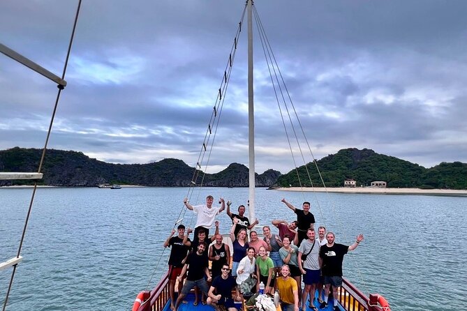Ha Long Bay Cruise Day Tour-Cave, Kayaking,Ti top island & Lunch - Ti Top Island: the viewpoint hike, plus a quick beach break