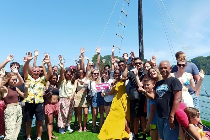 Ha Long Bay Cruise Day Tour-Cave, Kayaking,Ti top island & Lunch - Food on the boat: seafood lunch, vegetarian requests, and the real tradeoffs