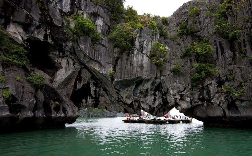 Ha Long Bay Small Deluxe Cruise Day Trip With Kayak & Lunch - Key things I’d plan around
