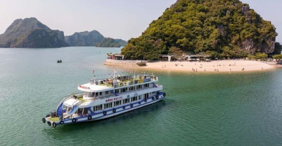 Ha Long: Half Day Cruise with Lunch, Kayaking, and Swimming - Sung Sot Cave on Bo Hon Island, what to expect underground
