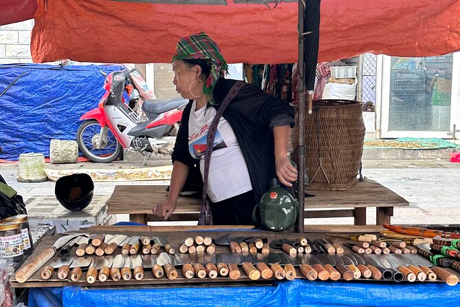 Ha Noi Car Transfer to Sapa or Vice Versa - Arrival in Sapa: luggage support you will feel grateful for